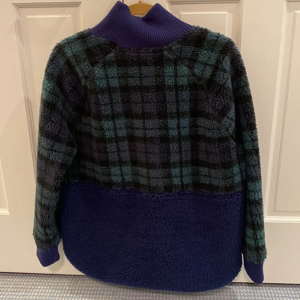 Vineyard Vines Black Watch Fleece 1/4 Zip - Picture 2 of 8